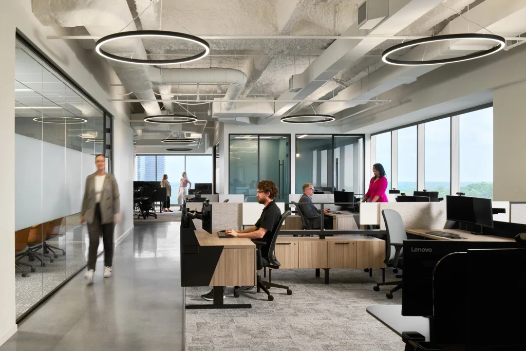 Enhancing Employee Collaboration Through Flexible Portable Office Spaces